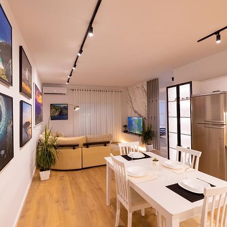 Victoria Lungomare Apartment فلورا المظهر الخارجي الصورة