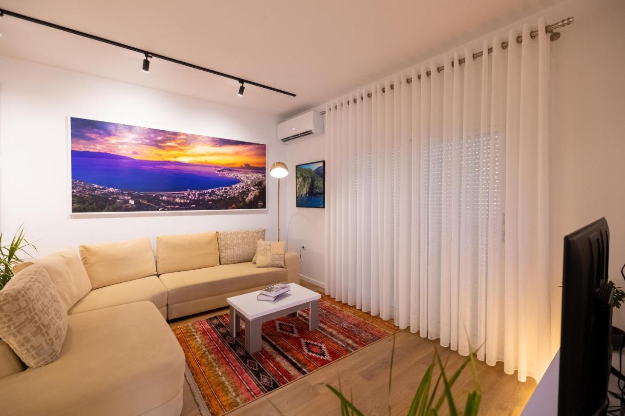 Victoria Lungomare Apartment فلورا المظهر الخارجي الصورة
